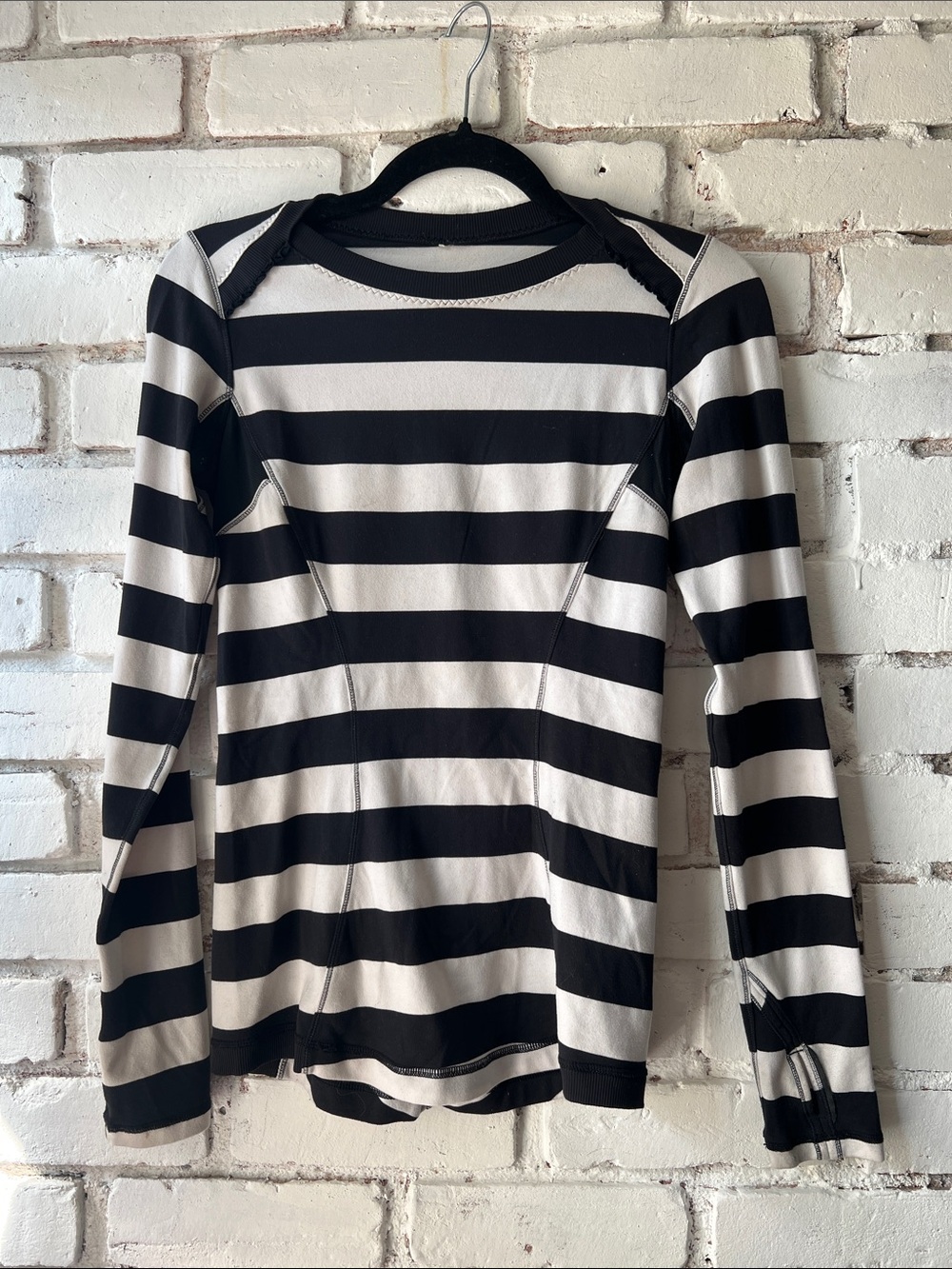 Lululemon Striped Long-Sleeve Crewneck Top - Black & White - Picture 1 of 7